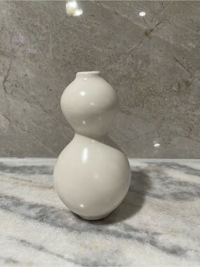 Jonathan Adler Barnes & Noble Small Bud Vase Modern MCM Style White Double Gourd